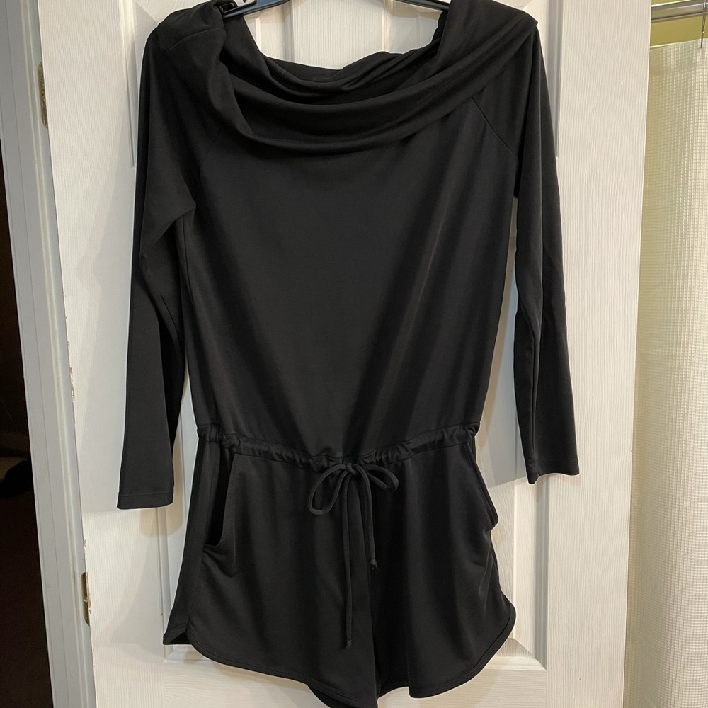 Black off the shoulder jumper